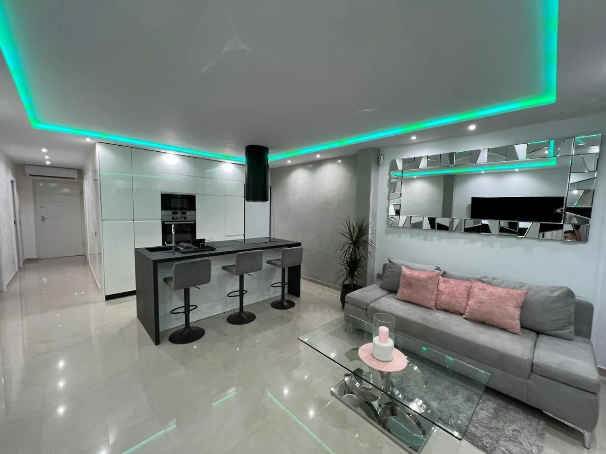 Luxury House Atlantico Private Heated Pool Apartment Costa Adeje  0*, Costa Adeje (Tenerife)